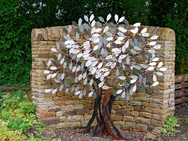 Manorlands memory tree